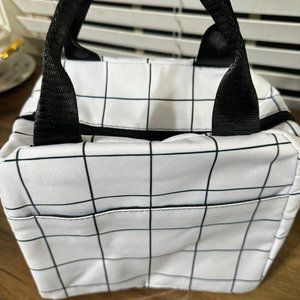 WHITE & BLACK LUNCH/SNACK BAG